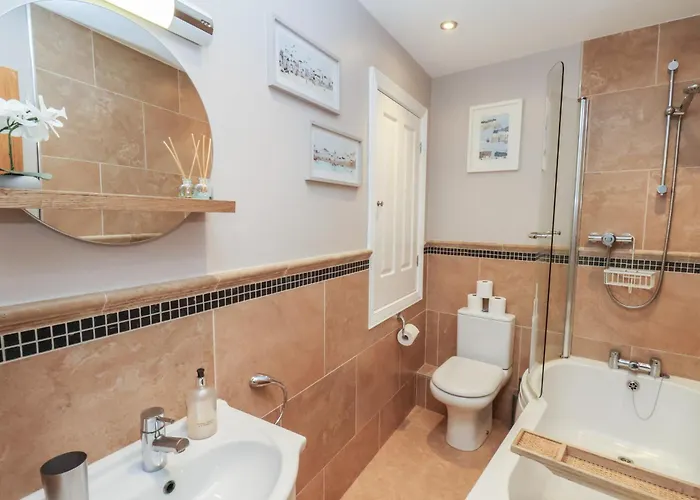 Jolly Roger * Whitby